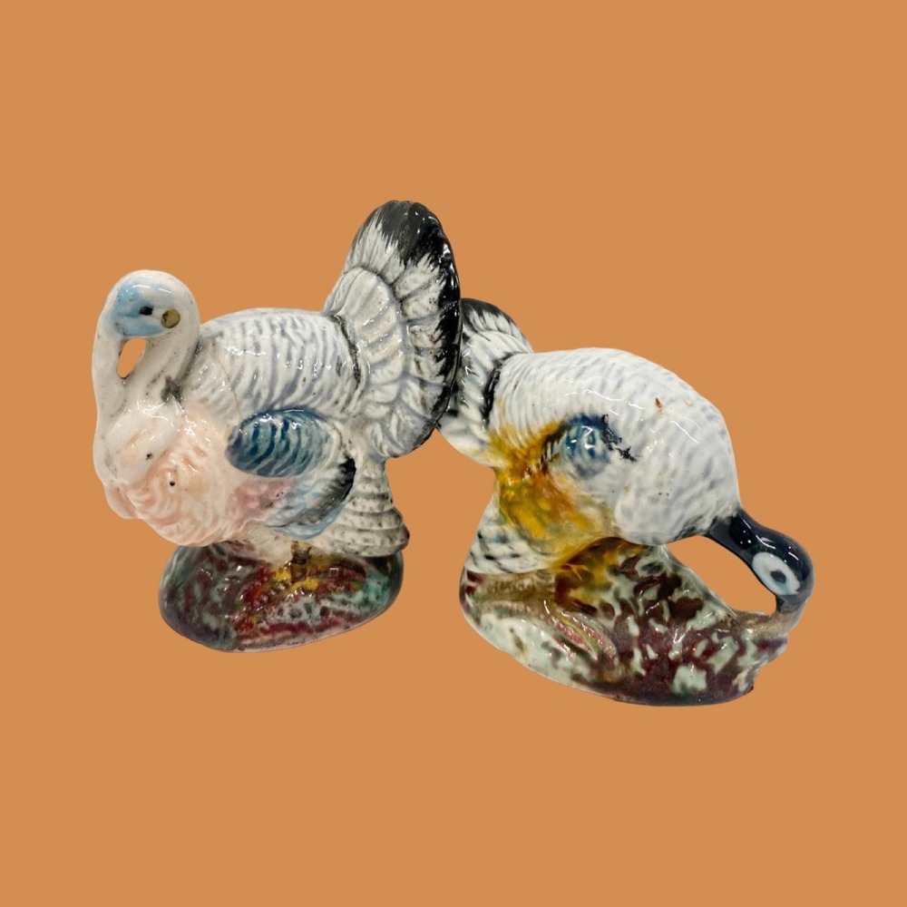 Vintage Bone China Wild Turkeys Salt and Pepper Shakers, Thanksgiving Decor